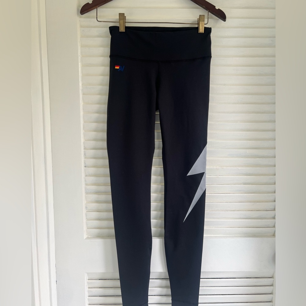 Aviator Nation woman’s bolt workout leggings